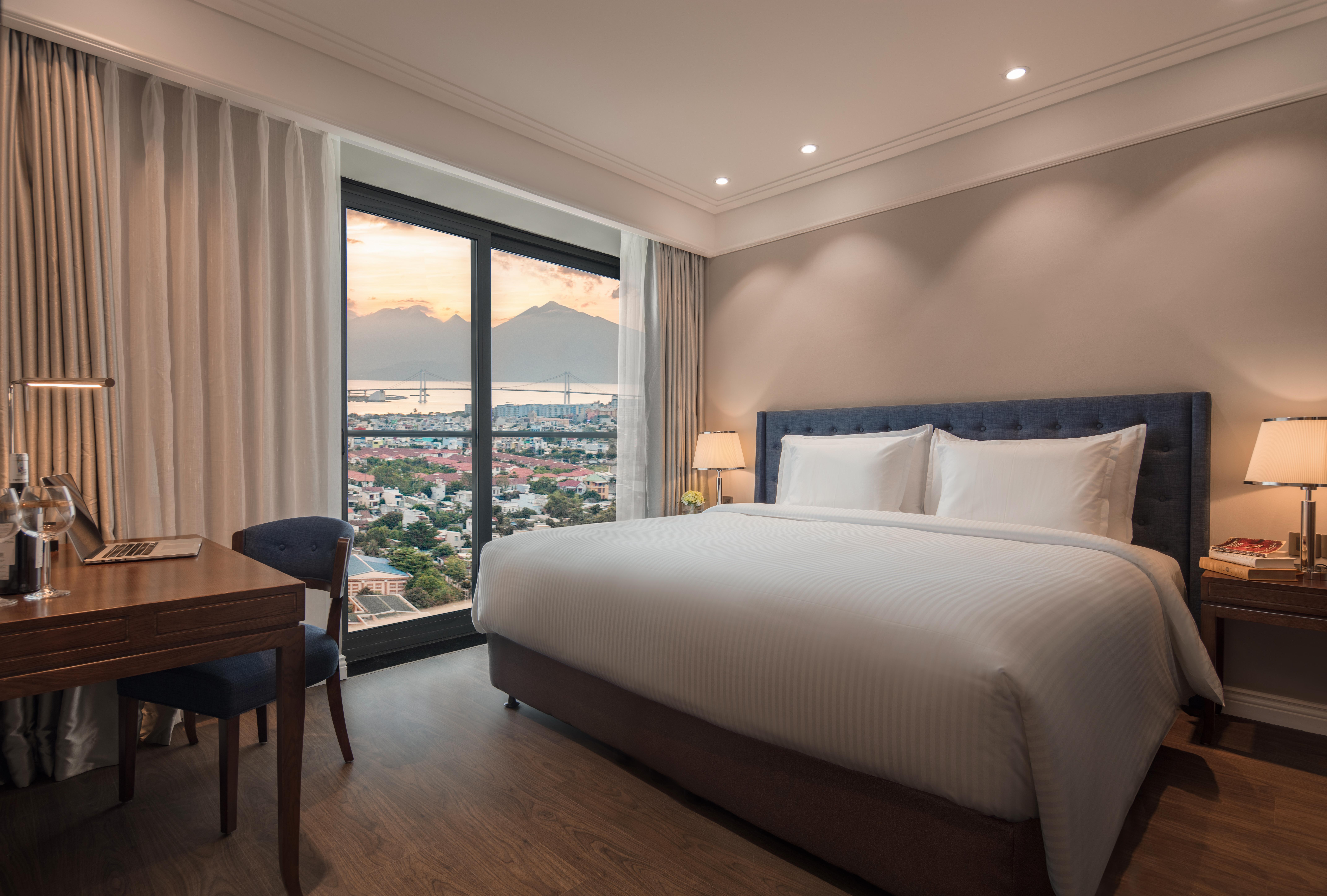 Altara Suites Da Nang By Ahg Buitenkant foto