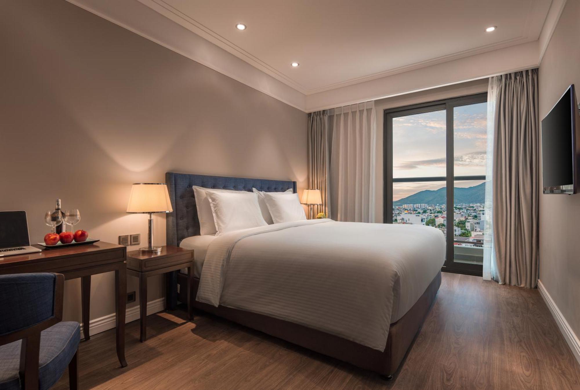 Altara Suites Da Nang By Ahg Buitenkant foto